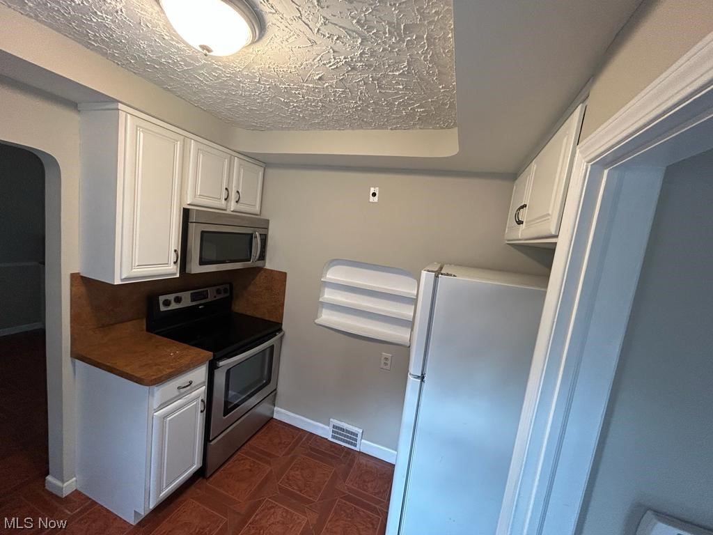 Rapid Transit Land Companys S - Residential Lease