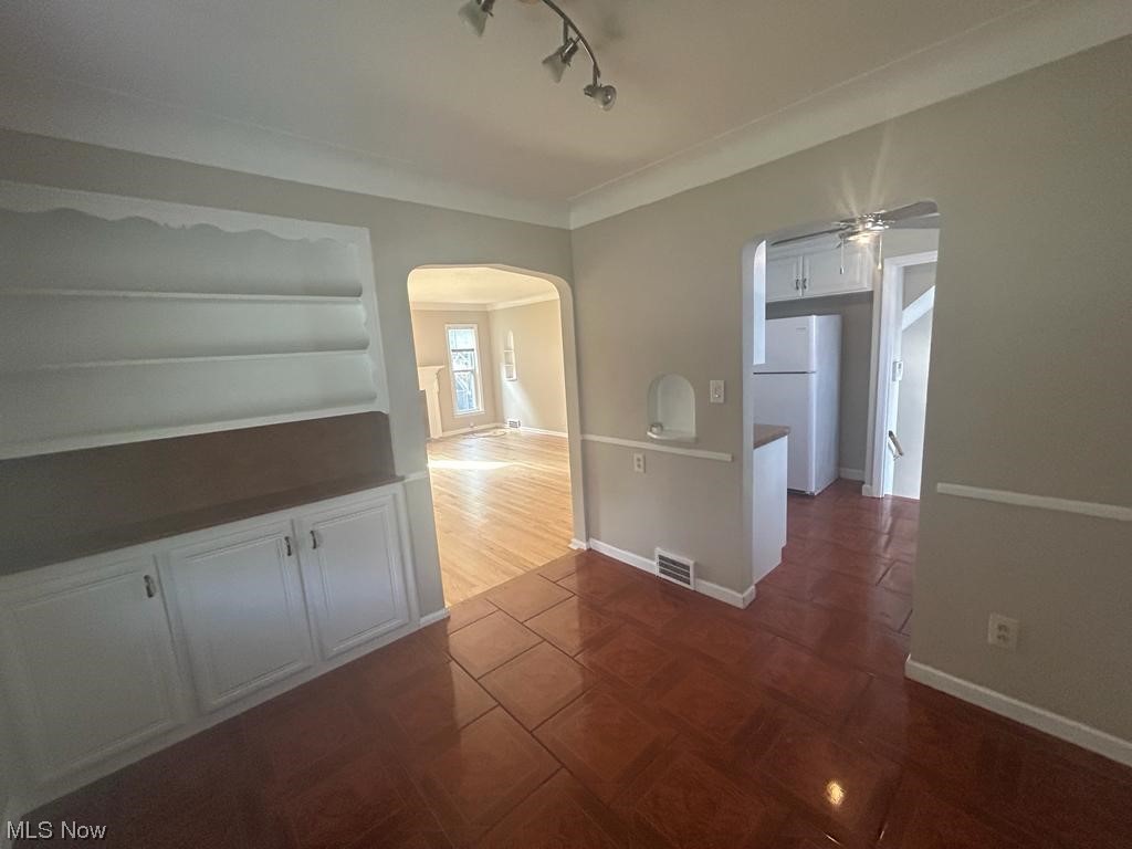 Rapid Transit Land Companys S - Residential Lease