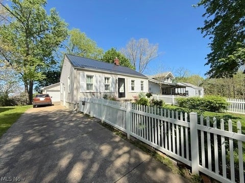 Homes For Sale - 238 The Brooklands<br/> Summit County, Akron, OH 44305