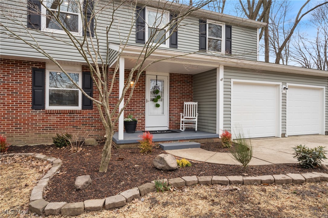 1564 Carriage Hill Drive, Hudson, Ohio image 3