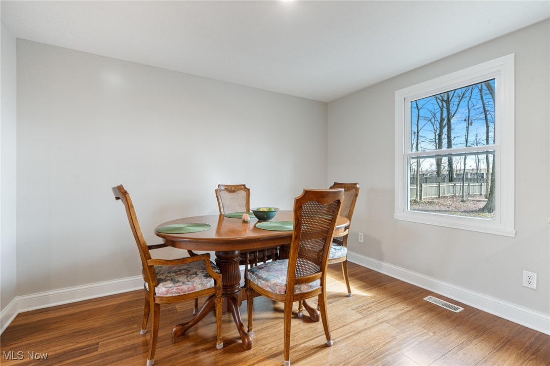 1564 Carriage Hill Drive, Hudson, Ohio image 8