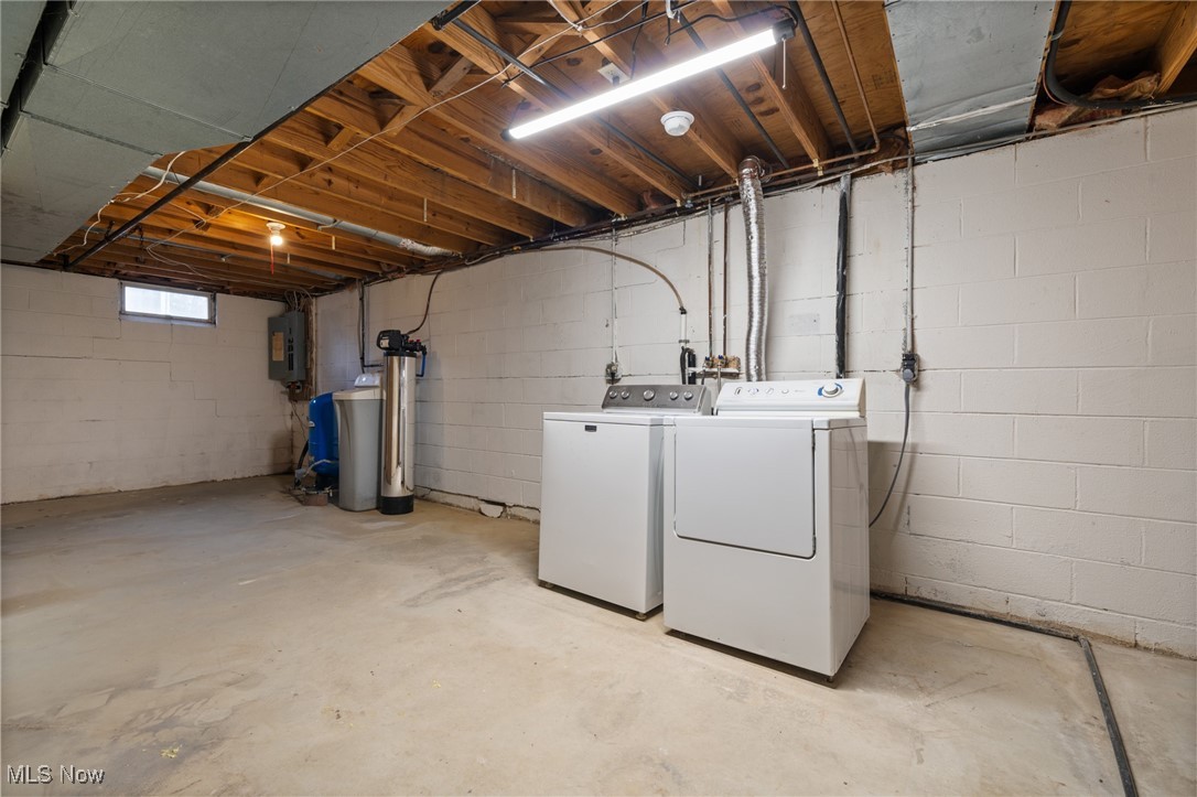 1564 Carriage Hill Drive, Hudson, Ohio image 37