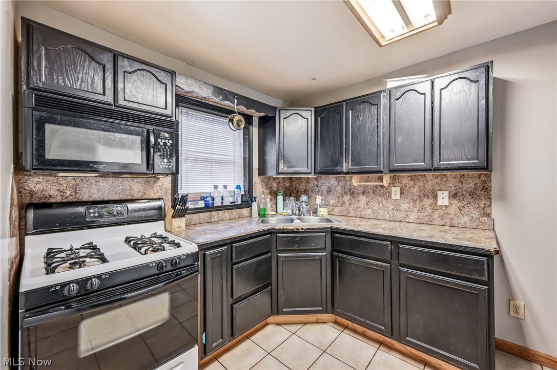 Dennison Manor - Residential