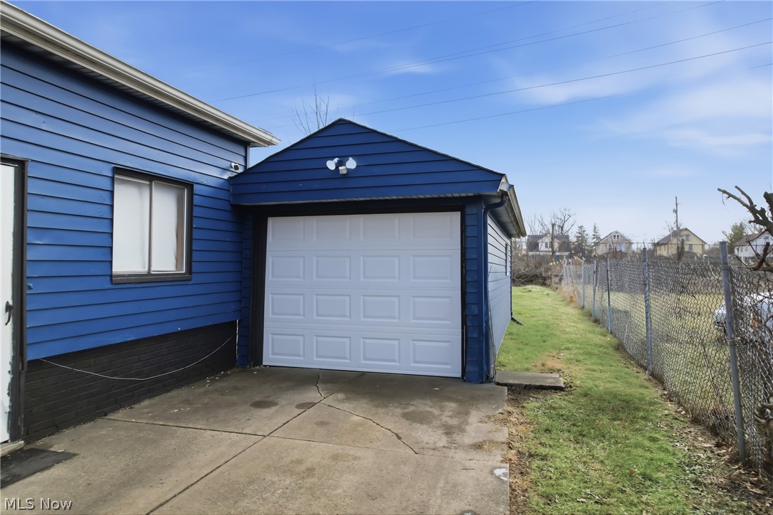 Dennison Manor - Residential