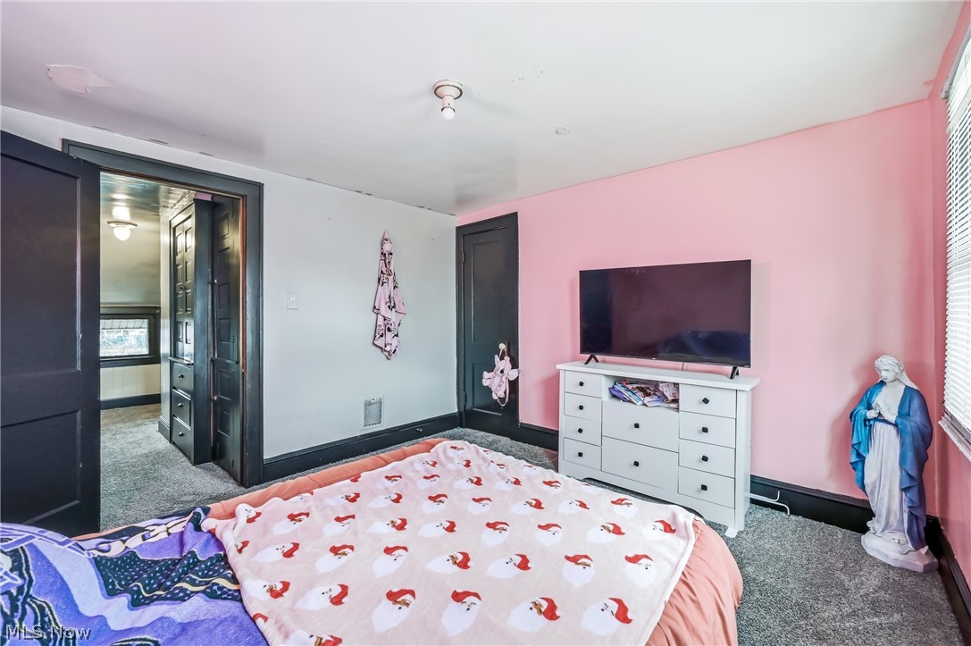 Dennison Manor - Residential