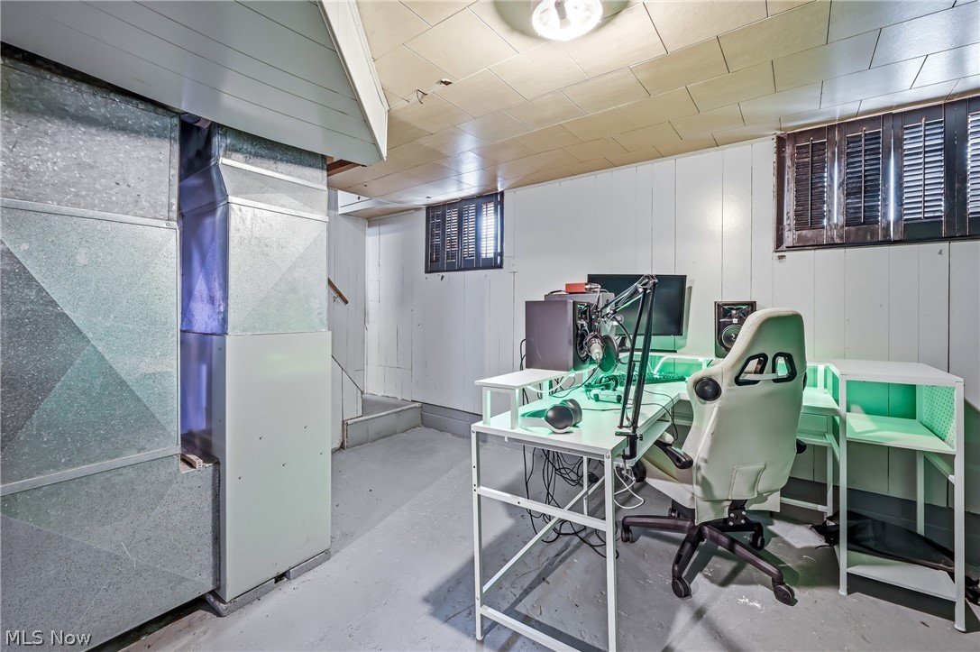 Dennison Manor - Residential