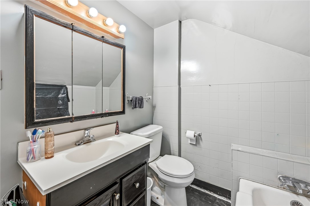 Dennison Manor - Residential