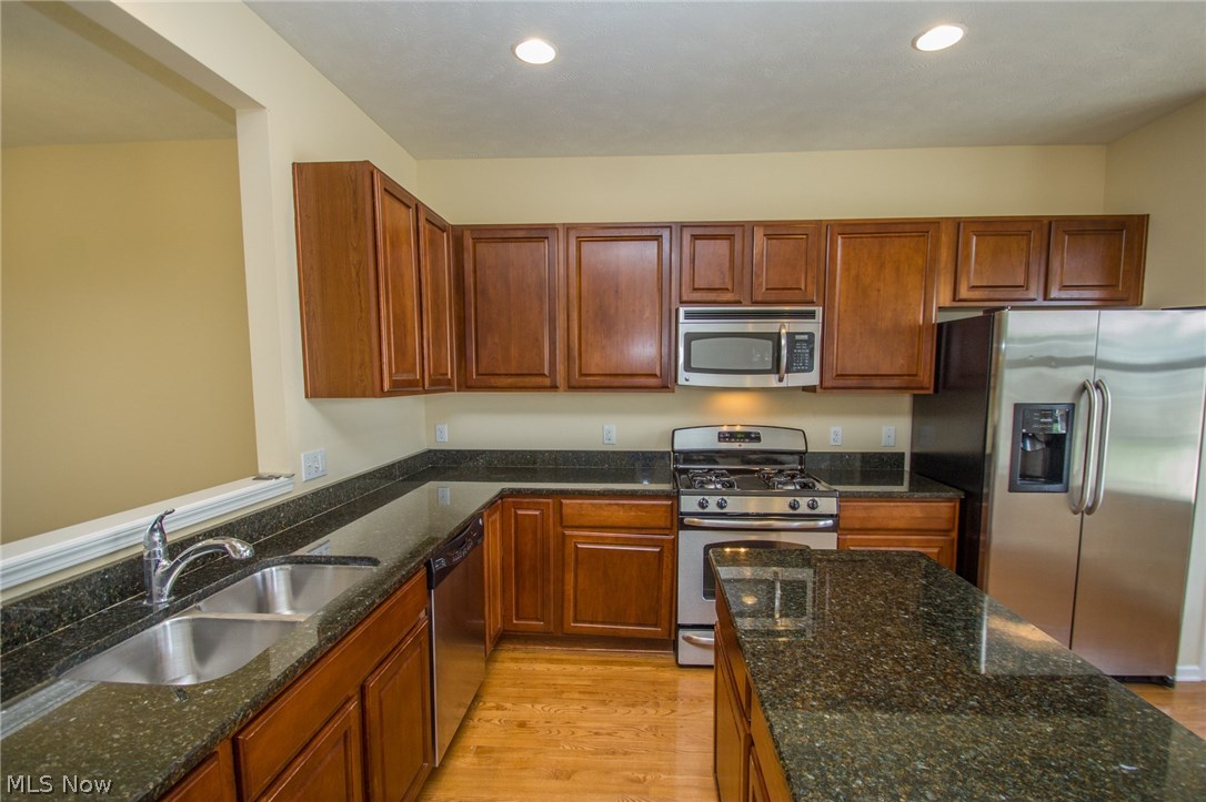 Montrose Park - Residential