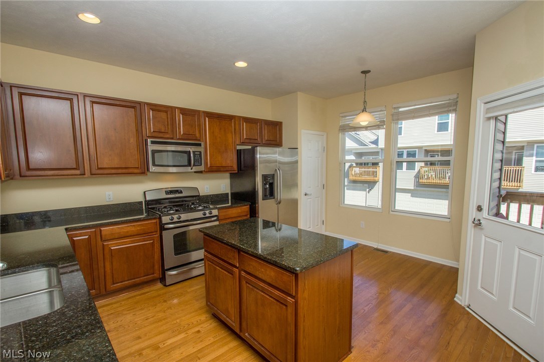 Montrose Park - Residential