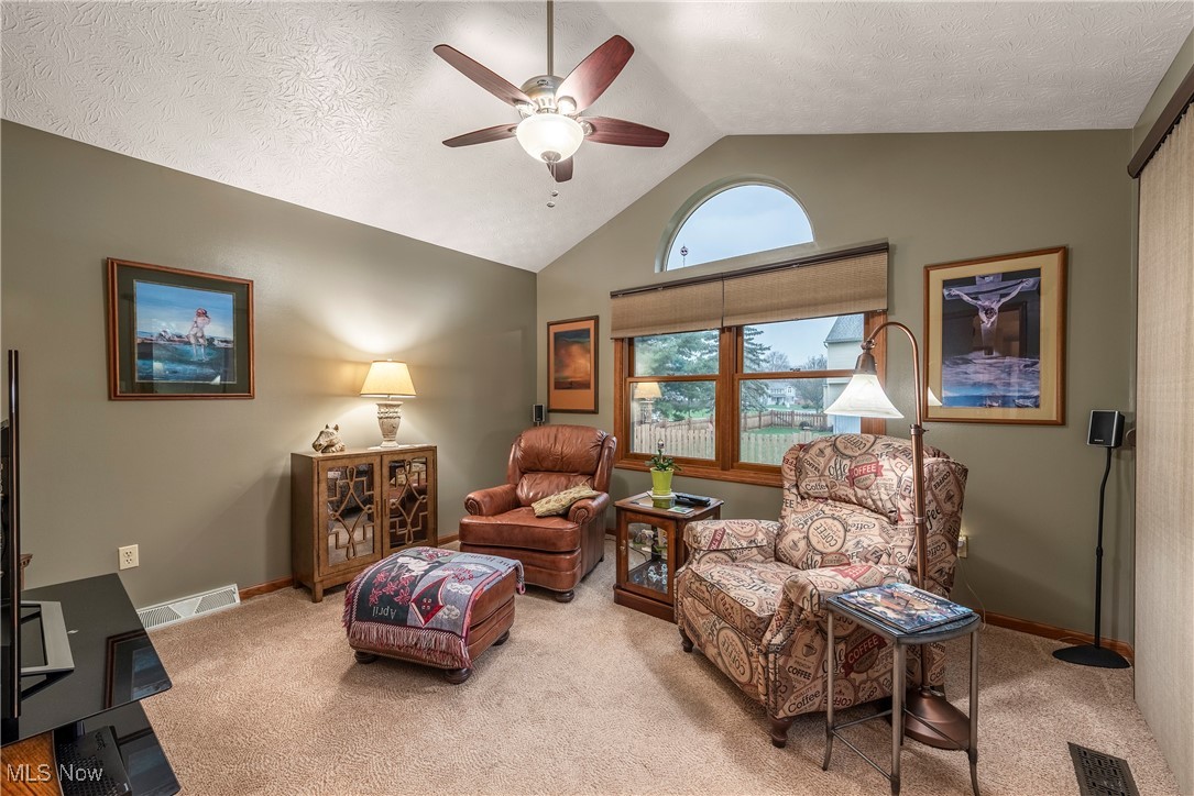 106 Oakley Green Drive, Elyria, Ohio image 15