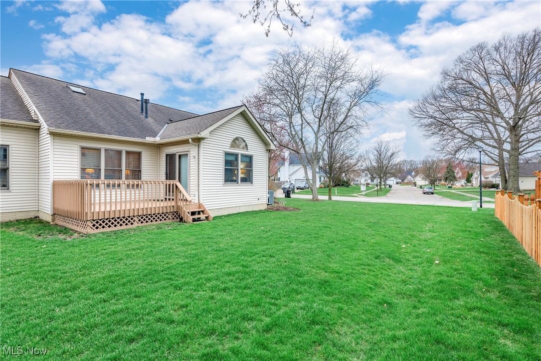 106 Oakley Green Drive, Elyria, Ohio image 34