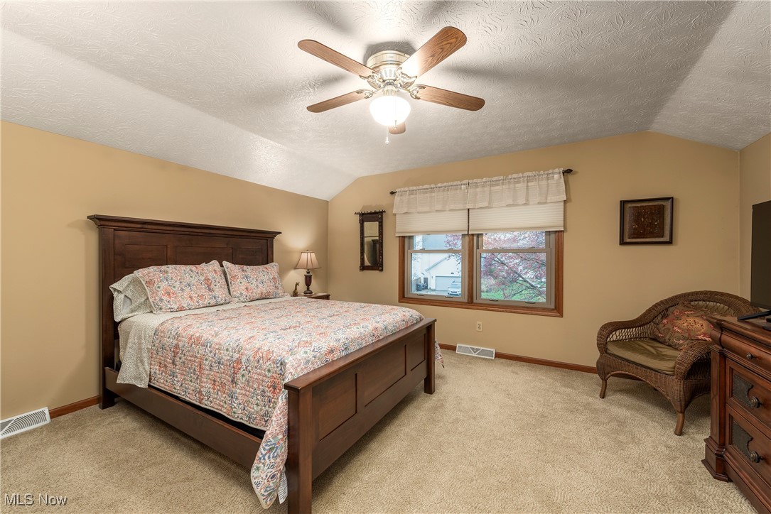 106 Oakley Green Drive, Elyria, Ohio image 26
