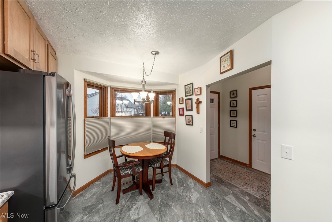 106 Oakley Green Drive, Elyria, Ohio image 7