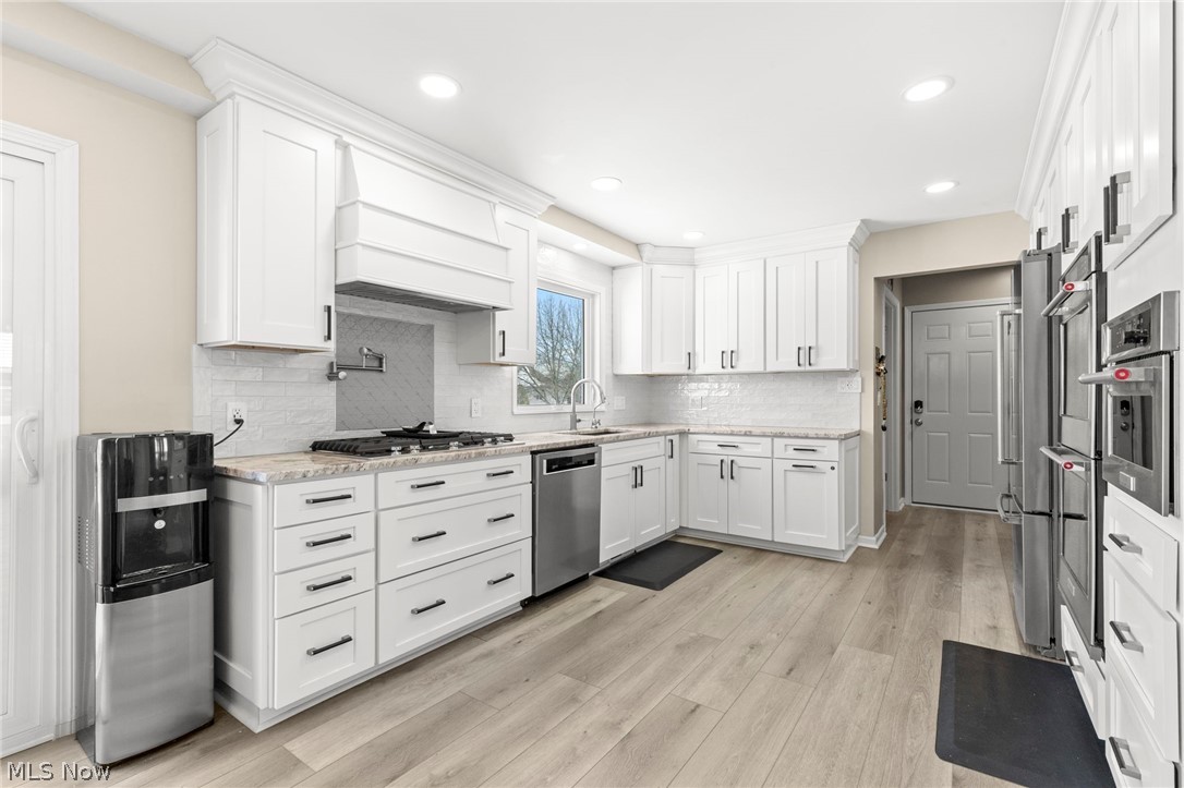 Village/Lexington - Residential