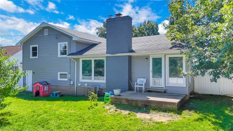 Tiny photo for 1285 Military Road, Zanesville, OH 43701 (MLS # 5238869)