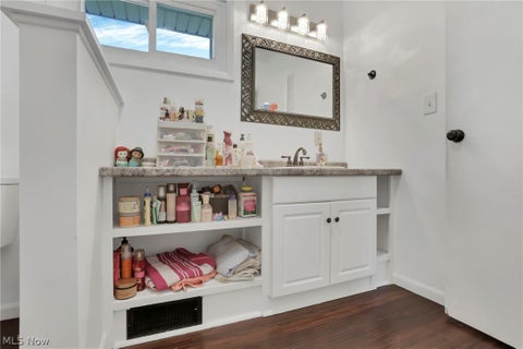 Tiny photo for 1285 Military Road, Zanesville, OH 43701 (MLS # 5238869)
