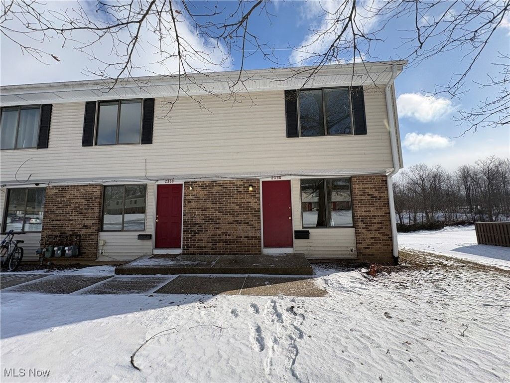 Photo of 2398 Echo Valley Drive, Stow, OH 44224 (MLS # 5183356)