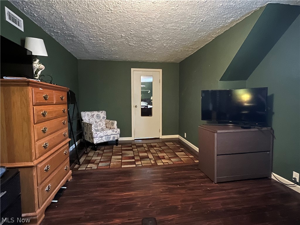 Braeburn 01 - Residential