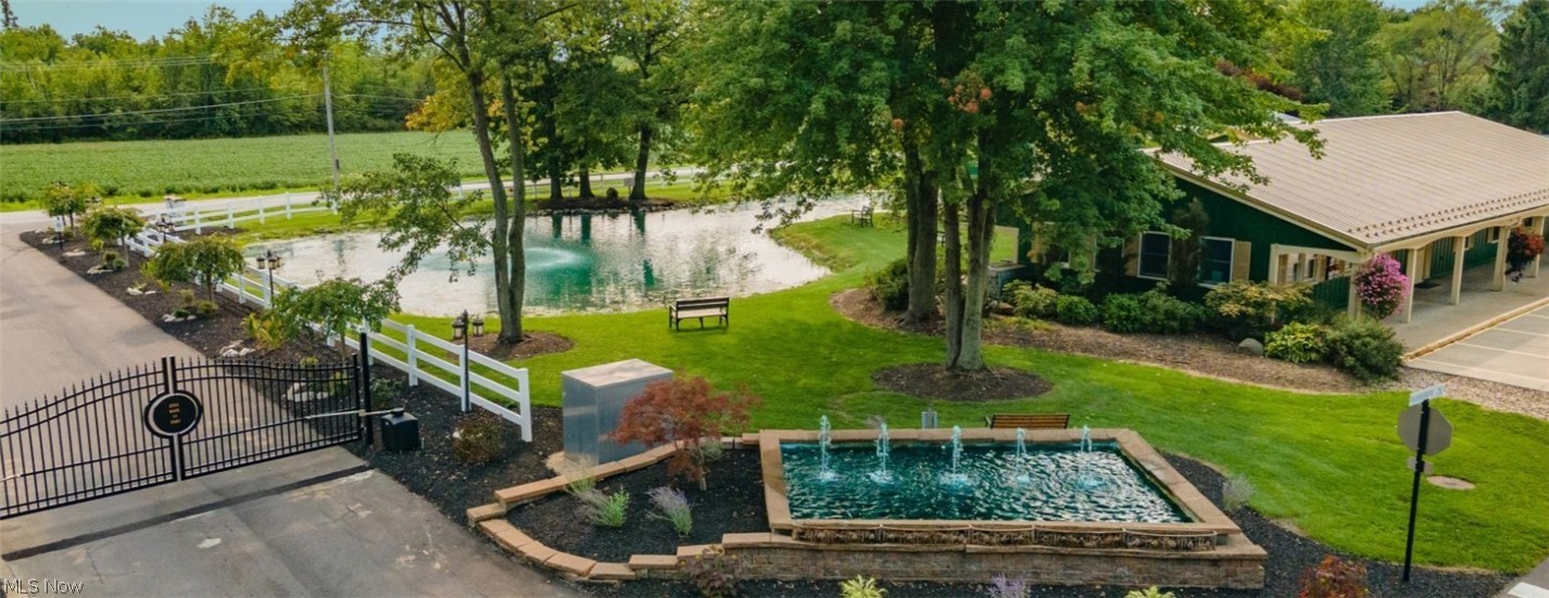 Twin Lakes - Residential