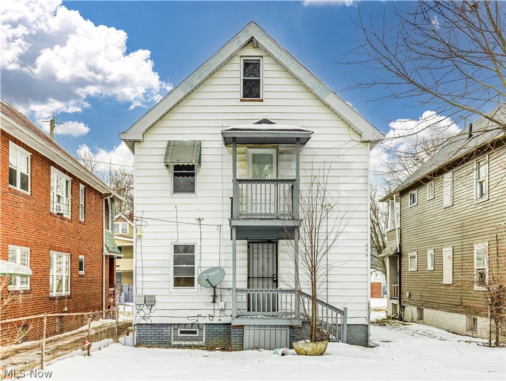 Photo of 12516 Griffing Avenue, Cleveland, OH 44120 (MLS # 5187528)