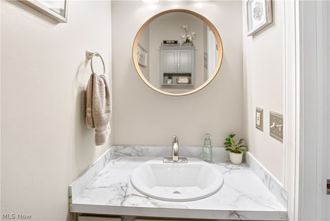 Tiny photo for 127 Cumberland Court, Elyria, OH 44035 (MLS # 5202894)