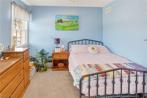 Tiny photo for 127 Cumberland Court, Elyria, OH 44035 (MLS # 5202894)