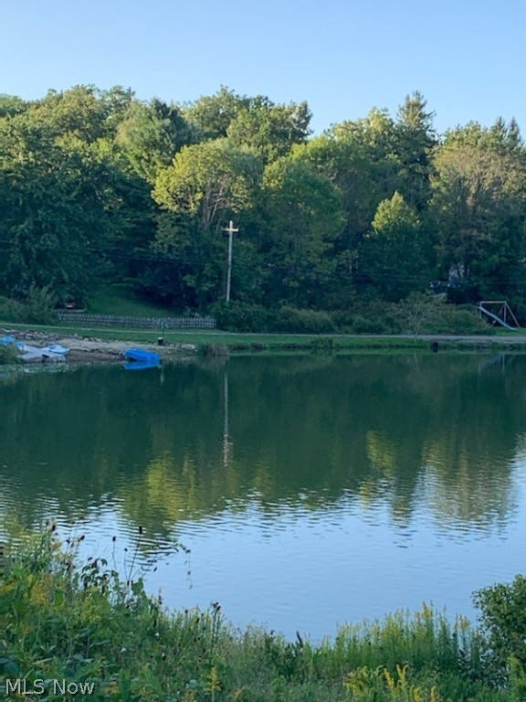 Restful Lake - Residential