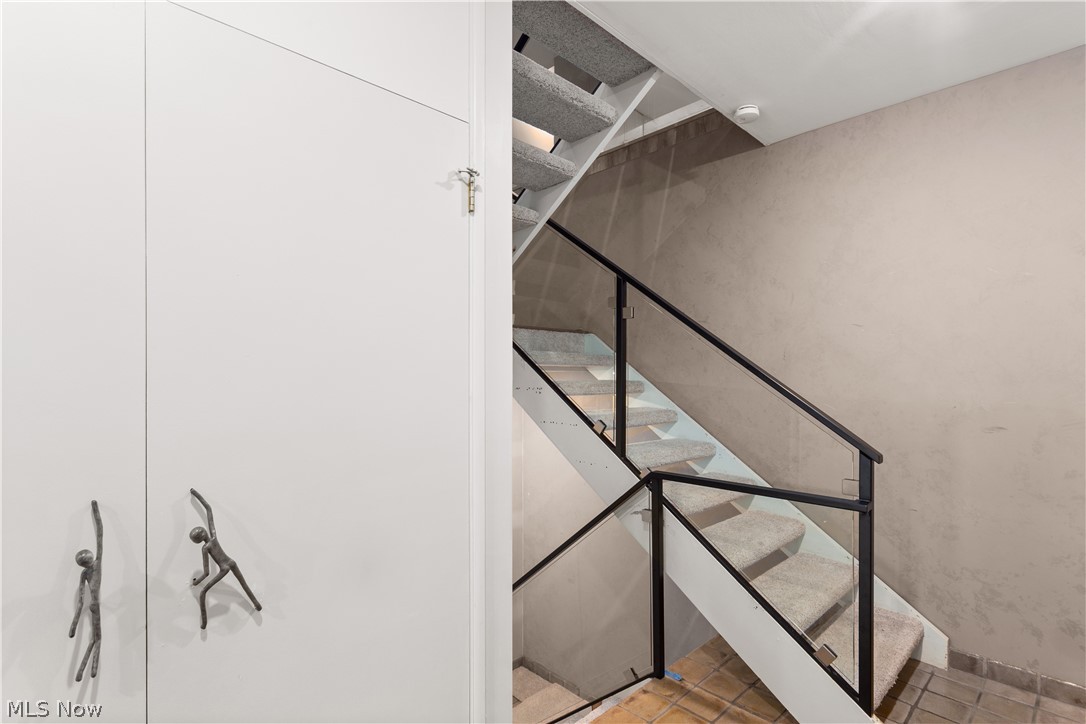 William T & Anna C Arnos Prop - Residential