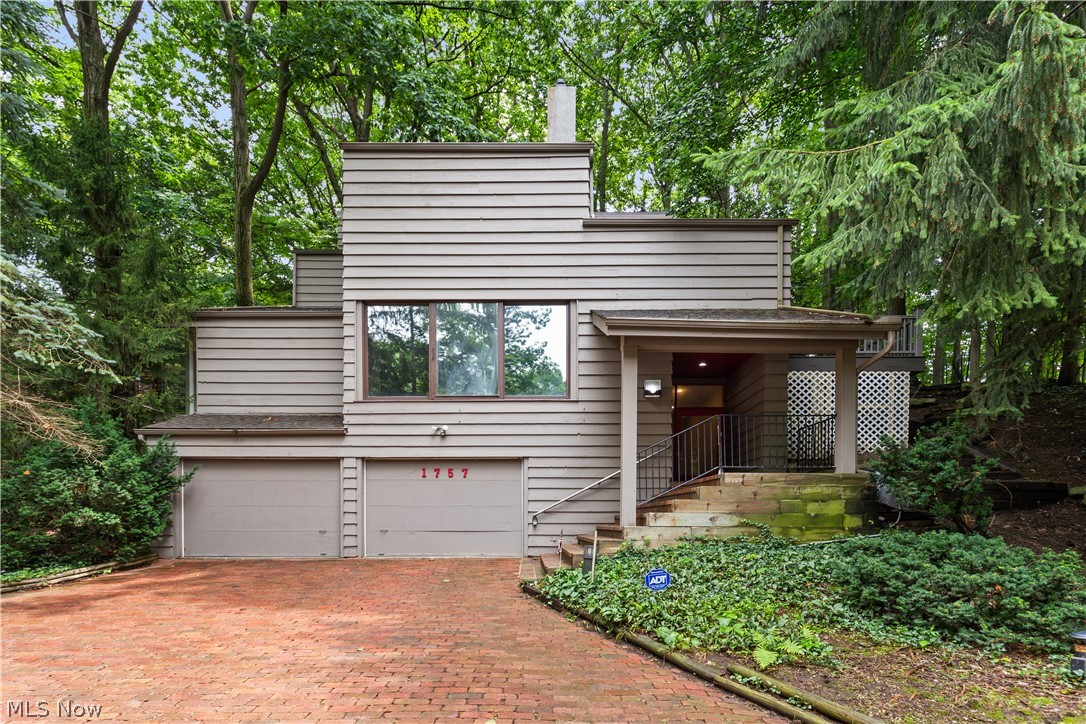 William T & Anna C Arnos Prop - Residential