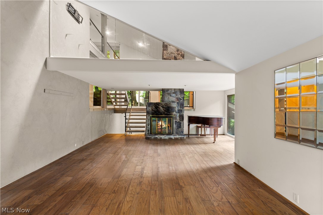 William T & Anna C Arnos Prop - Residential