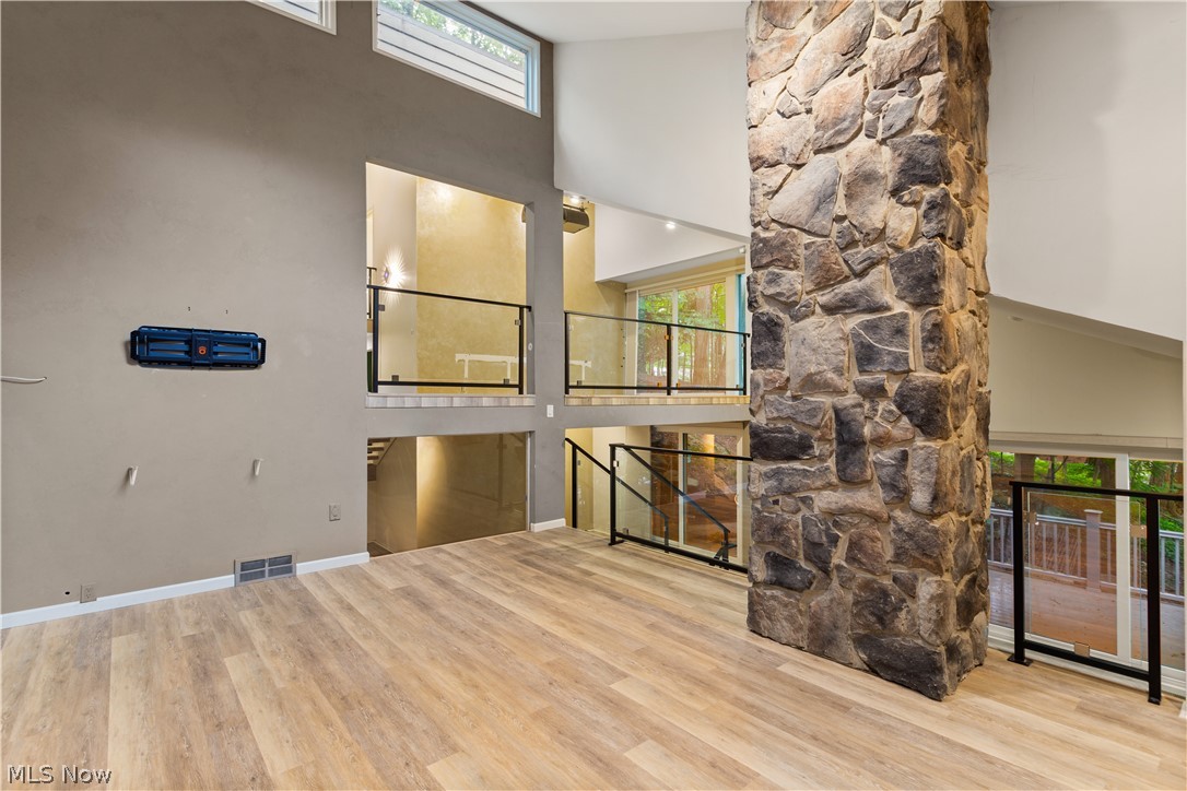 William T & Anna C Arnos Prop - Residential