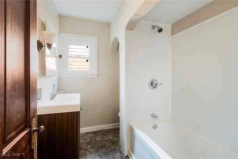 Tiny photo for 581 W North Avenue #2, East Palestine, OH 44413 (MLS # 5157187)