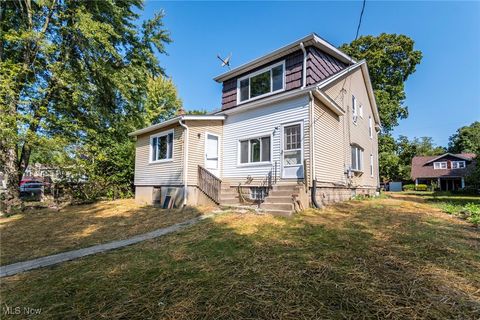Tiny photo for 581 W North Avenue #2, East Palestine, OH 44413 (MLS # 5157187)