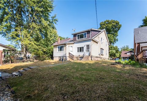 Tiny photo for 581 W North Avenue #2, East Palestine, OH 44413 (MLS # 5157187)