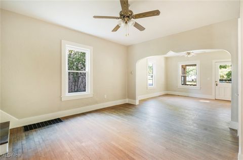 Tiny photo for 581 W North Avenue #2, East Palestine, OH 44413 (MLS # 5157187)