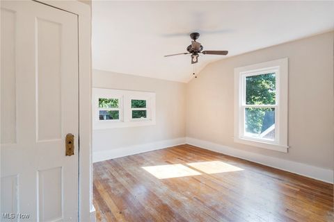 Tiny photo for 581 W North Avenue #2, East Palestine, OH 44413 (MLS # 5157187)