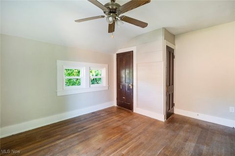 Tiny photo for 581 W North Avenue #2, East Palestine, OH 44413 (MLS # 5157187)