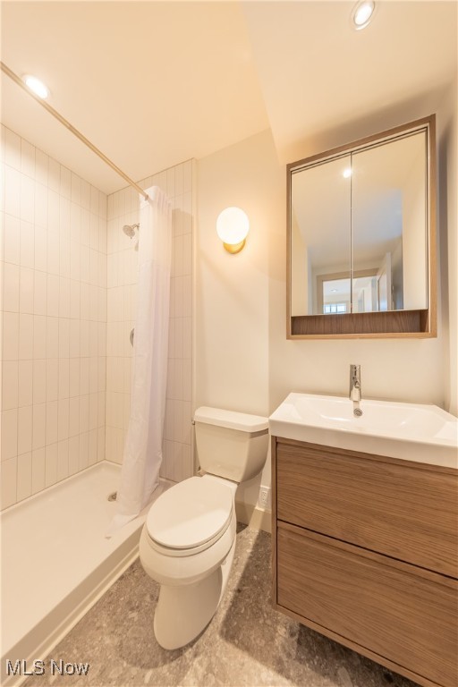 Roy Condo - Residential