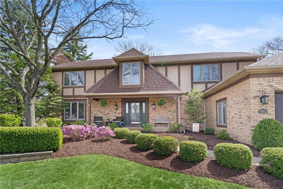 7951 Timber Ridge Drive, North Royalton, Ohio image 3