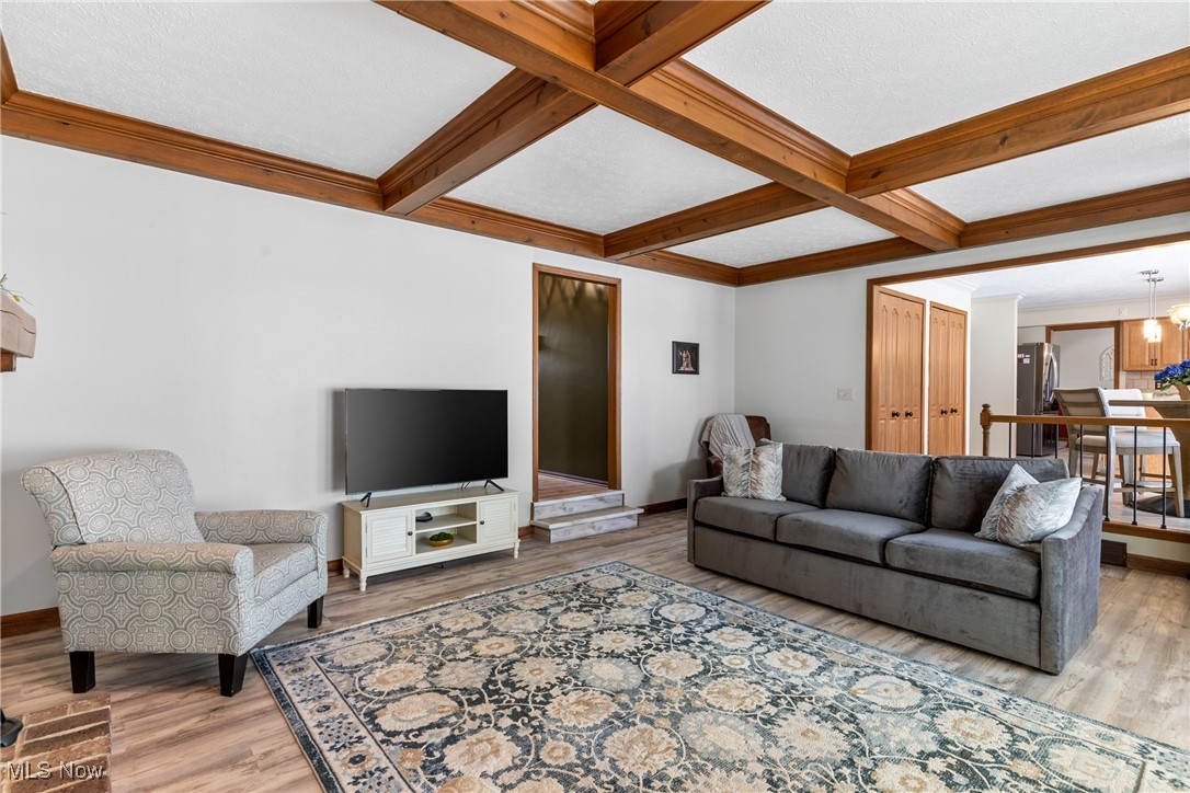 7951 Timber Ridge Drive, North Royalton, Ohio image 12