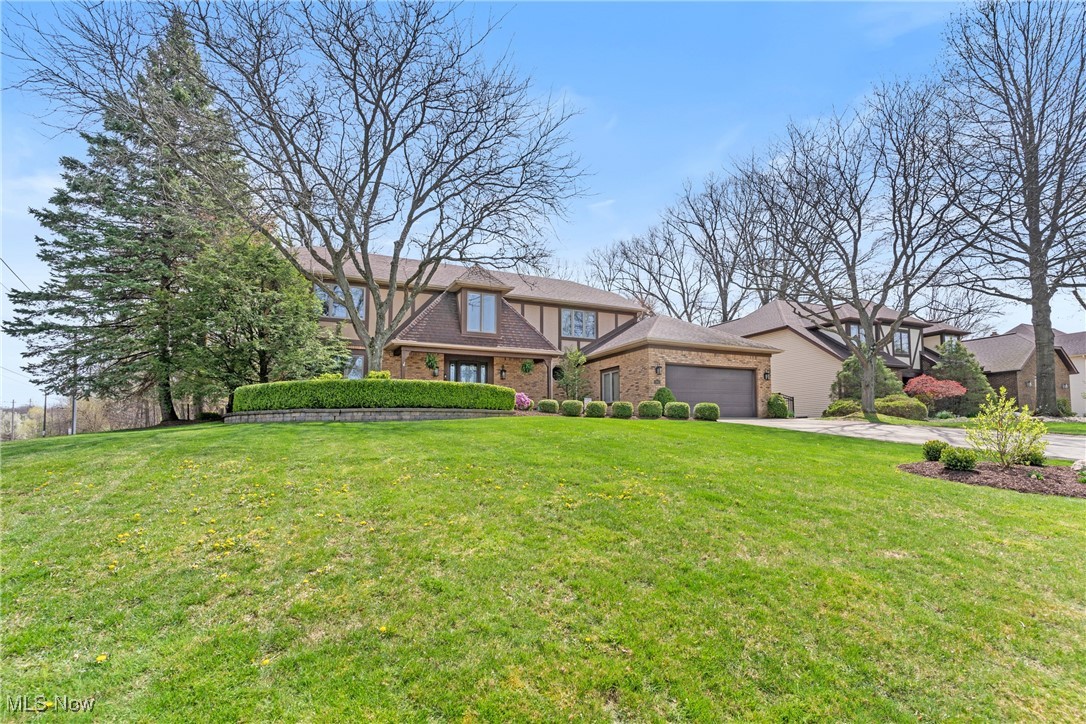7951 Timber Ridge Drive, North Royalton, Ohio image 2