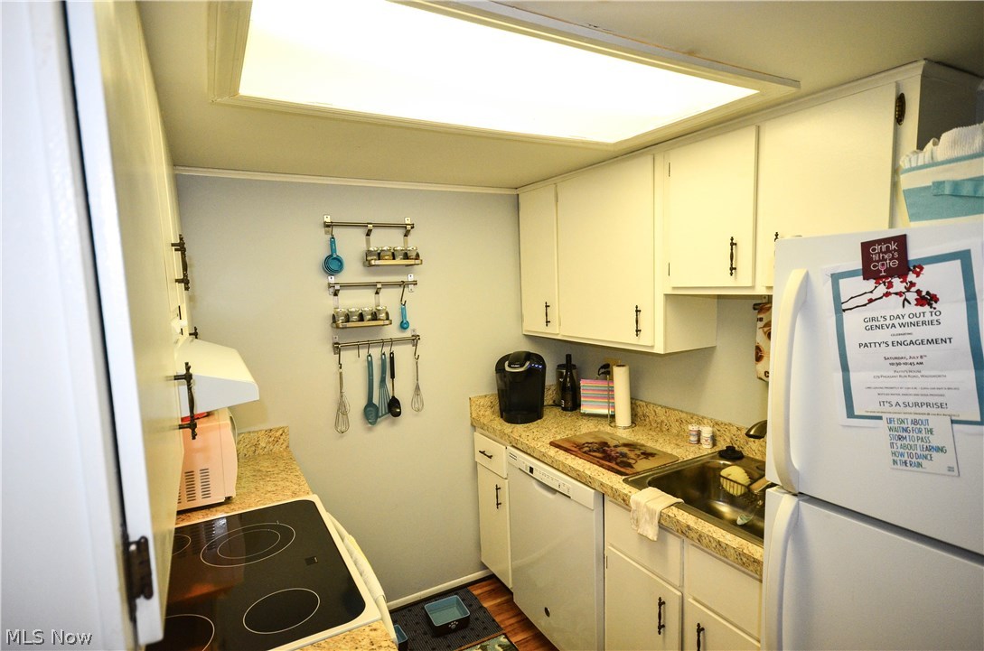 Penguin Condo - Residential