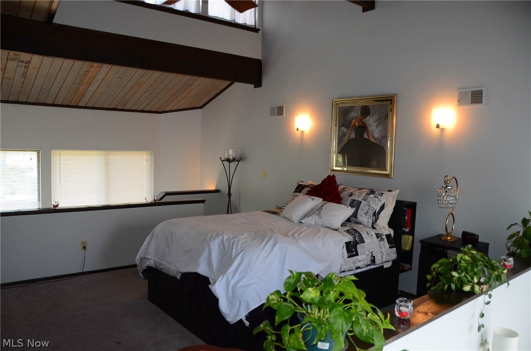 Penguin Condo - Residential