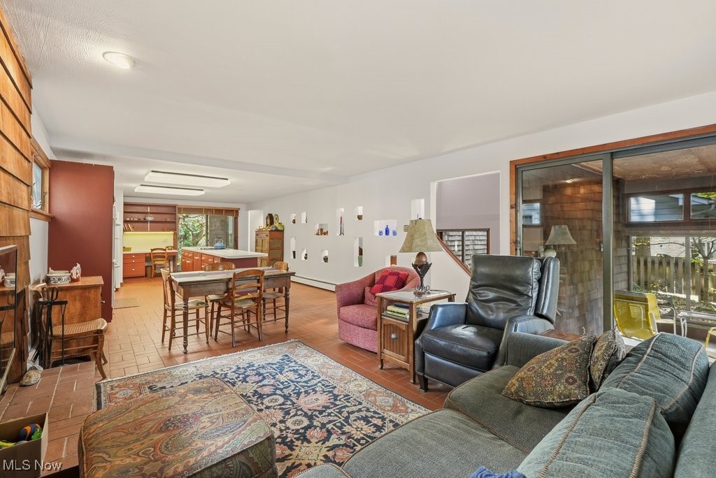 University Manor - Residential
