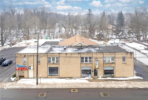 Tiny photo for 954 Broadway Avenue, Bedford, OH 44146 (MLS # 5187571)