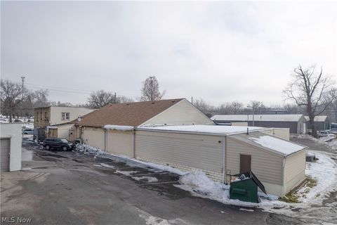 Tiny photo for 954 Broadway Avenue, Bedford, OH 44146 (MLS # 5187571)
