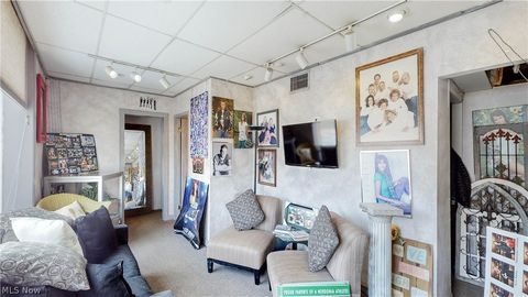 Tiny photo for 954 Broadway Avenue, Bedford, OH 44146 (MLS # 5187571)