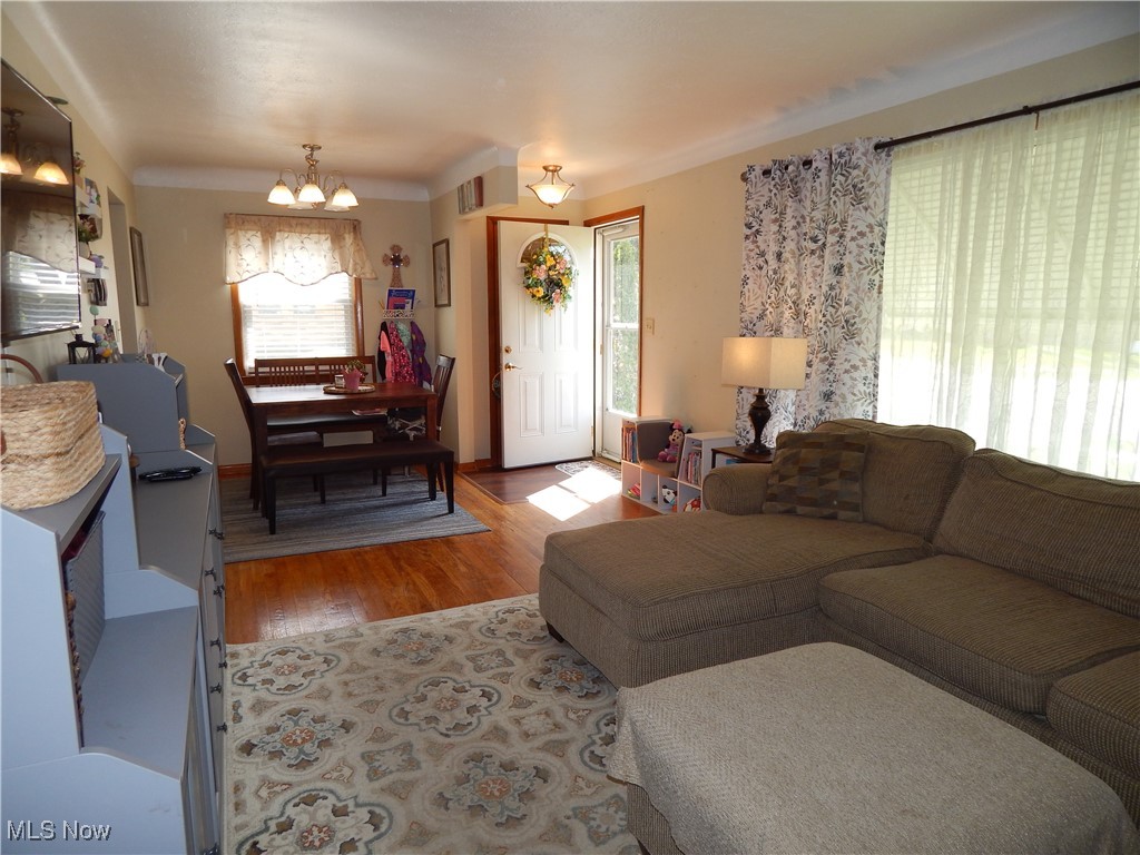 5263 Melody Lane, Willoughby, Ohio image 4