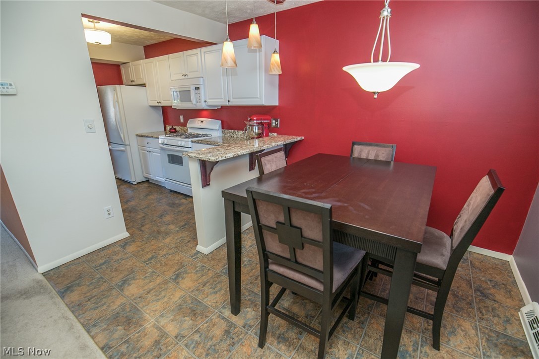 Hyde Park Condo II - Residential