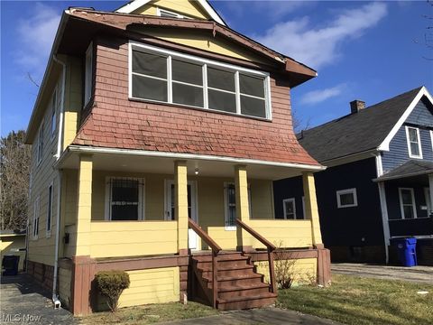 Duplex in Cleveland OH 11301 Forest Avenue.jpg